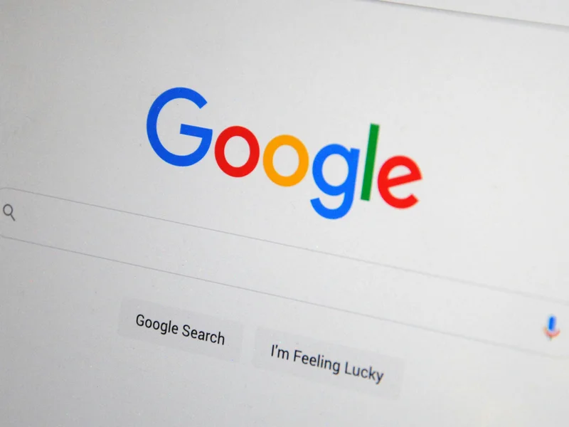 Wyszukiwanie w Google dla lokalnej frazy SEO